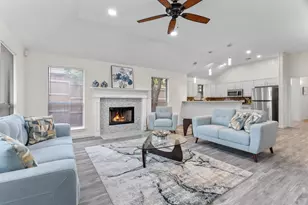 2145 Chapman Dr, Carrollton, TX 75010 - Photo 8