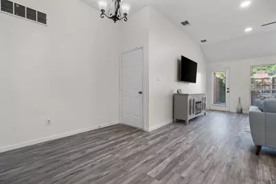 2145 Chapman Drive, Carrollton, TX 75010 - Photo 4