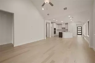 920 Apeldoorn Trl, Little Elm, TX 75068 - Photo 2