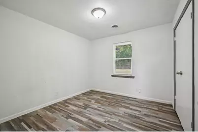 3736 Layton Avenue, Haltom City, TX 76117 - Photo 20