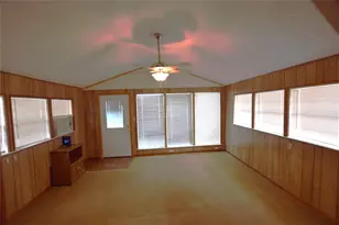 914 W Lake Dr, Weatherford, TX 76087 - Photo 4