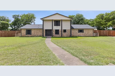 431 Sleepy Top Drive, Glenn Heights, TX 75154 - Photo 1