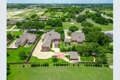 207 Baker Park Drive, Sherman, TX 75092 - Photo 2