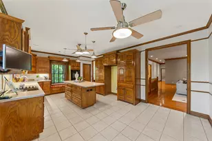 207 Baker Park Dr, Sherman, TX 75092 - Photo 8