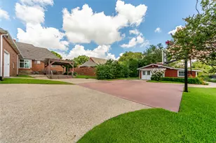 207 Baker Park Dr, Sherman, TX 75092 - Photo 32