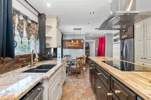 6079 Wonder Dr, Fort Worth, TX 76133 - Photo 12