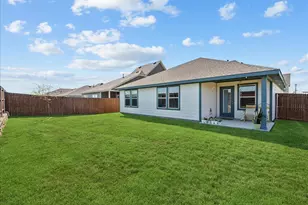 710 Primrose Ln, Pilot Point, TX 76258 - Photo 12