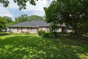 331 Co Rd 3418, Bridgeport, TX 76426 - Photo 2