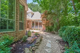 8124 Greensboro Dr, Plano, TX 75025 - Photo 32