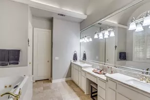 8124 Greensboro Dr, Plano, TX 75025 - Photo 22