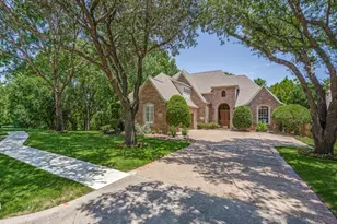 8124 Greensboro Dr, Plano, TX 75025 - Photo 2