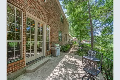 8124 Greensboro Drive, Plano, TX 75025 - Photo 38