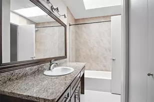 4777 Cedar Springs Rd, Dallas, TX 75219 - Photo 4