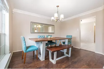 2120 Valley Falls Avenue, Mesquite, TX 75181 - Photo 2