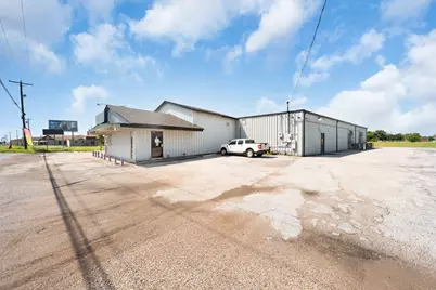 1301 S Kaufman Street, Ennis, TX 75119 - Photo 1