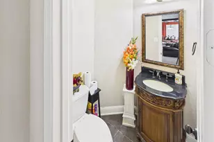 2407 Laguna Ln, Arlington, TX 76012 - Photo 14