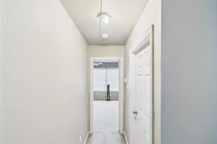 2522 Durango Ridge Dr, Bedford, TX 76021 - Photo 10