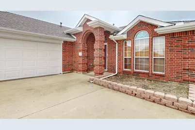 3821 Red Oak Street, Sachse, TX 75048 - Photo 2