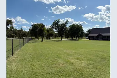 1922 Burkett Court, Cleburne, TX 76033 - Photo 32
