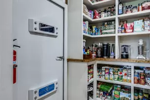 1922 Burkett Ct, Cleburne, TX 76033 - Photo 10