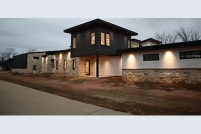 9003 King Air Drive, Granbury, TX 76049 - Photo 32