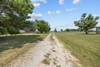 15509 Mitchell Bend Court, Granbury, TX 76048 - Photo 34