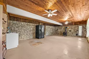 15509 Mitchell Bend Ct, Granbury, TX 76048 - Photo 12