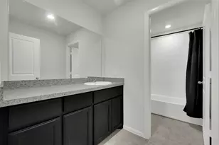 16721 Porterfield Ln, Justin, TX 76247 - Photo 20