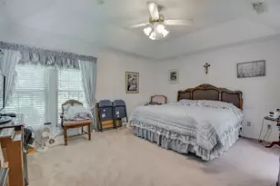 4901 Hidden Oaks Ln, Arlington, TX 76017 - Photo 22