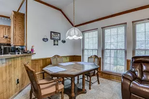 4901 Hidden Oaks Ln, Arlington, TX 76017 - Photo 20