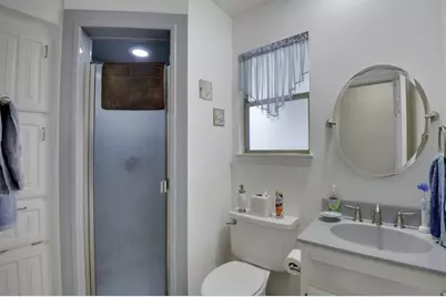 4901 Hidden Oaks Lane, Arlington, TX 76017 - Photo 30