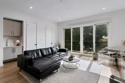 419 W 9th Street #D, Dallas, TX 75208 - Photo 1