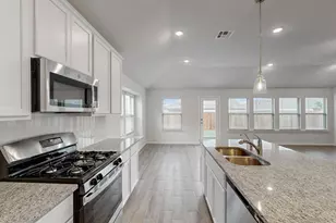 14054 Ladbroke St, Pilot Point, TX 76258 - Photo 24