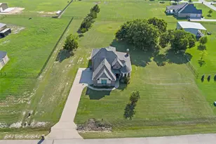 114 Taylor Ridge Dr, Waxahachie, TX 75167 - Photo 4