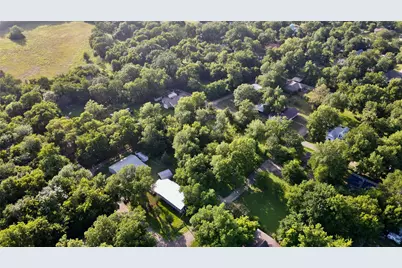 202 Elm Street, Roxton, TX 75477 - Photo 16