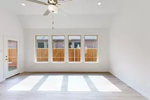 1009 Western Hls Dr, Crowley, TX 76036 - Photo 22