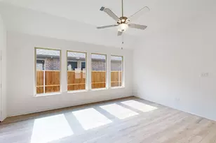 1009 Western Hls Dr, Crowley, TX 76036 - Photo 2