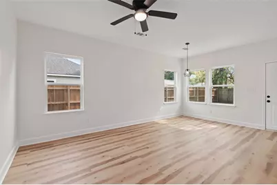 1520 Harris Street, Gainesville, TX 76240 - Photo 10