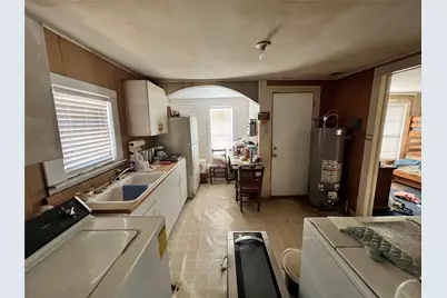 304 W Burnett, Calvert, TX 77837 - Photo 8