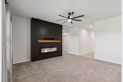 620 Whitecomb Lane, Justin, TX 76247 - Photo 6