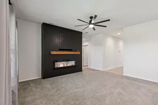 620 Whitecomb Ln, Justin, TX 76247 - Photo 6