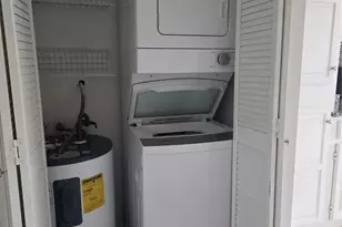 1704 Baird Farm Cir, Arlington, TX 76006 - Photo 10