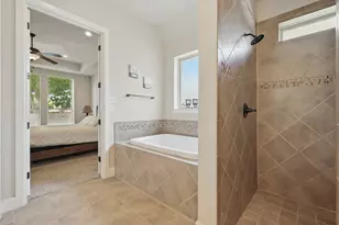 6902 Golf Green Dr, Arlington, TX 76001 - Photo 20