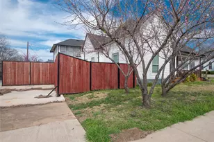 400 W Main St, Honey Grove, TX 75446 - Photo 4