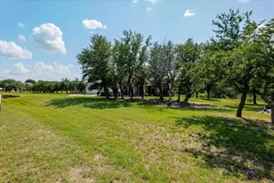 181 Churchill Cir, Weatherford, TX 76085 - Photo 38
