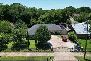 1825 E Shore Dr, Dallas, TX 75217 - Photo 2