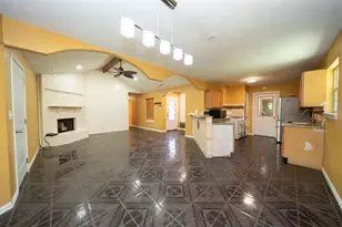 1825 E Shore Dr, Dallas, TX 75217 - Photo 8