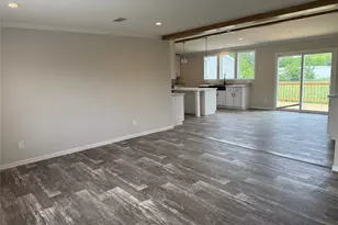163 Red Fox Ct, Weatherford, TX 76088 - Photo 6