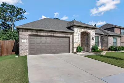 237 Gardenia Drive, Azle, TX 76020 - Photo 2