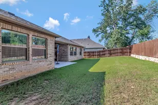 237 Gardenia Dr, Azle, TX 76020 - Photo 32